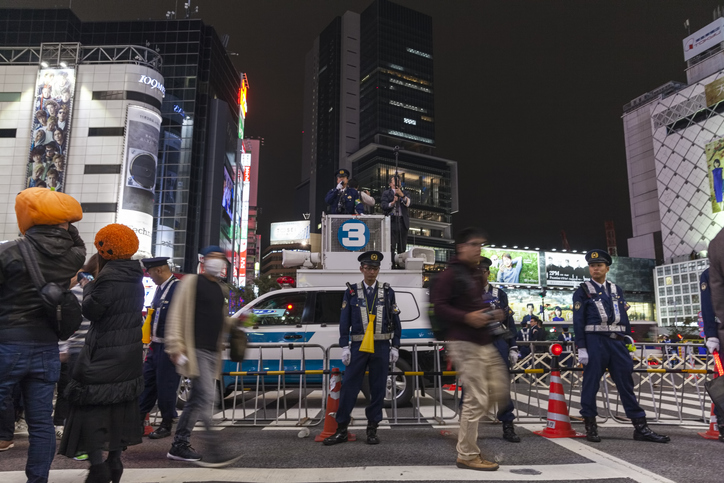현장 통제중인 일본 경찰, 사진제공: 게티이미지뱅크